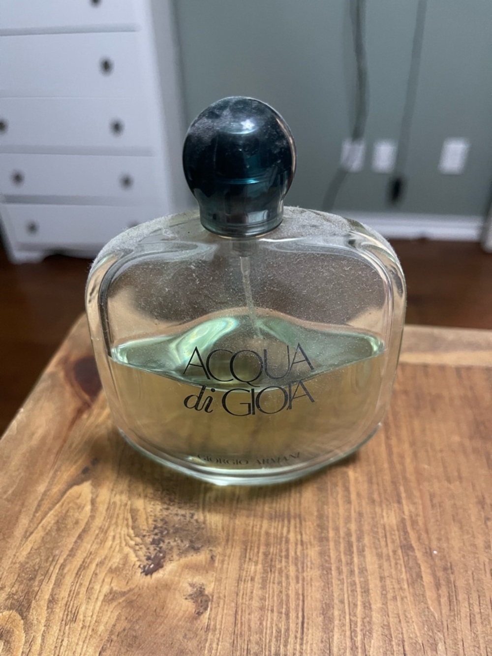 Giorgio Armani Acqua di Gioia Bottle with Aqua Liquid and Dark Teal Cap - Picture 2 of 2